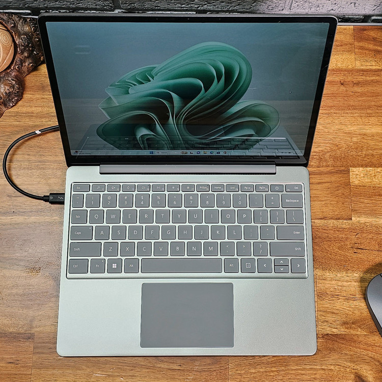 لپ تاپ 12.4 اینچی مایکروسافت مدل Surface Laptop Go 3-i5 1235U-8GB LPDDR5-128GB SSD-Touch-W