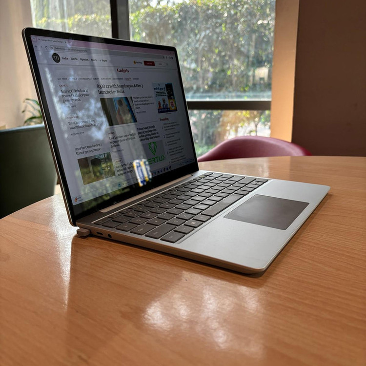لپ تاپ 12.4 اینچی مایکروسافت مدل Surface Laptop Go 3-i5 1235U-8GB LPDDR5-128GB SSD-Touch-W