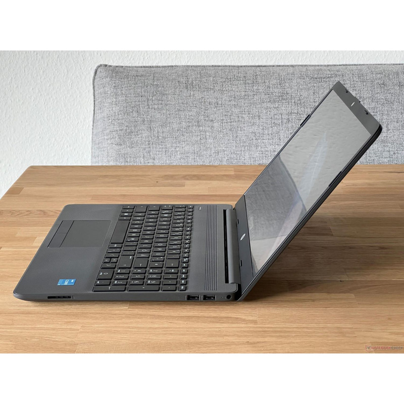 لپ تاپ 15.6 اینچی اچ پی مدل G9 250-Celeron N4500-4GB DDR4-256GB SSD-TN HD