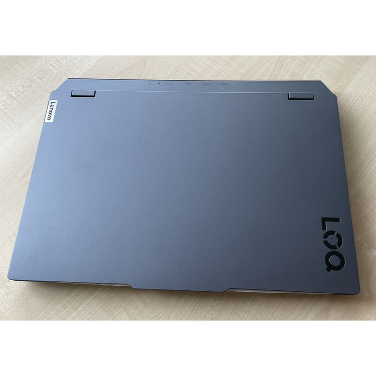 لپتاپ لنوو مدل LOQ 15IRX9 با پردازنده Core i7-13650HX و گرافیک RTX4050 6GB، رم DDR5 24GB با فرکانس 4800MHz، حافظه SSD با ظرفیت 1TB، نمایشگر 15.6 اینچ IPS با وضح Full HD و نرخ بهروزرسانی 144Hz، دارای نور پسزمینه کیبورد