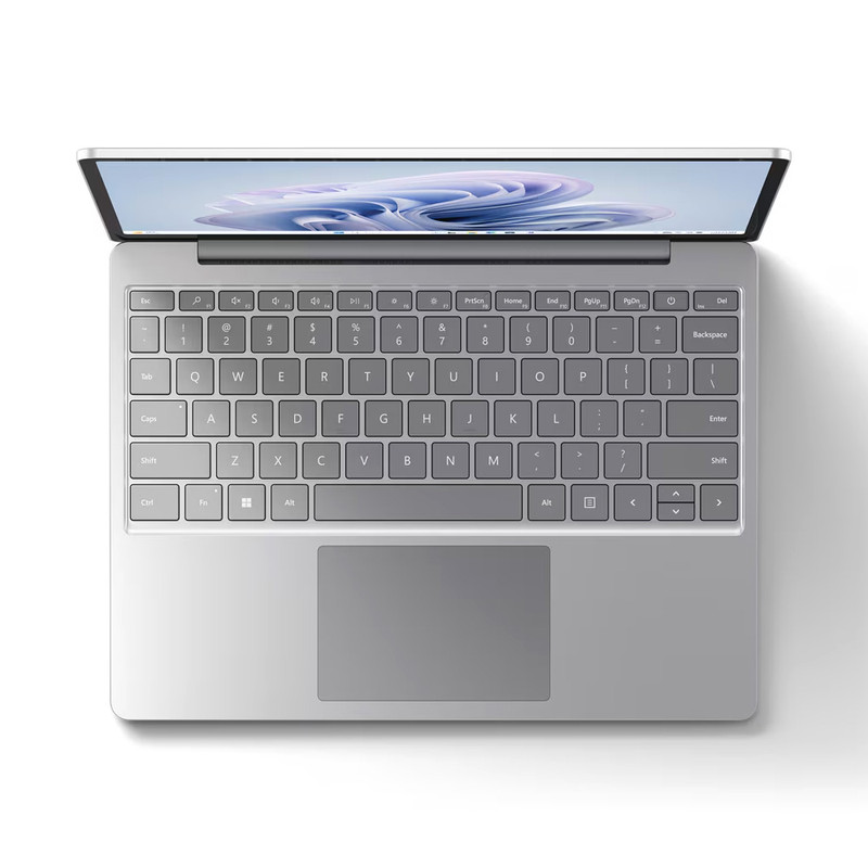 لپتاپ مایکروسافت مدل Surface Laptop Go 3 با پردازنده Core i5-1235U، رم LPDDR5 8GB، حافظه SSD با ظرفیت 256GB، نمایشگر لمسی 12.4 اینچ PixelSense، دارای حسگر اثر انگشت، سیستمعامل Windows 11
